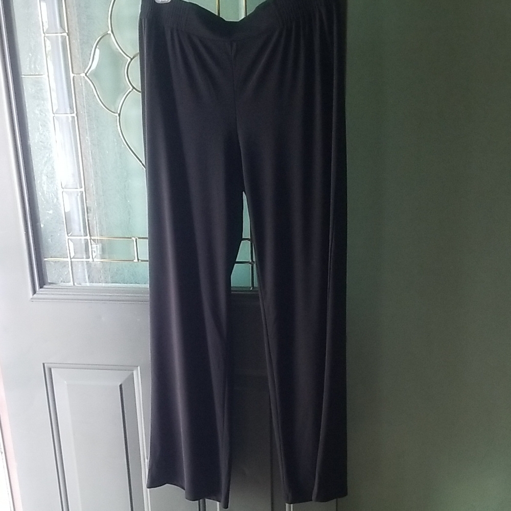 NWOT IMAN Black Wide Leg Pants Flowing Design